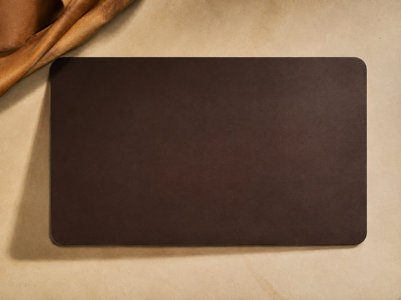 Desk Mat 80 × 40 — Recycled Leather Fibre — Bonded leather fibre in the standard size. A different material, priced and labelled as one.